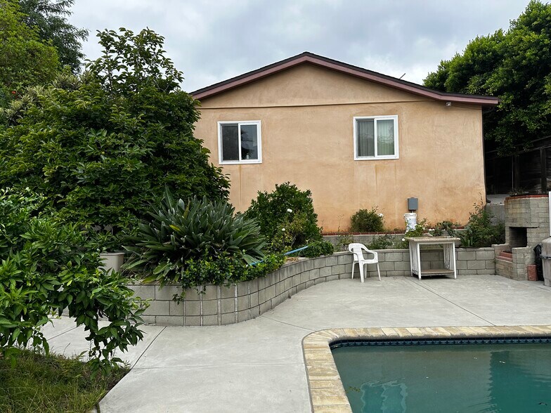 Backyard views - 1054 E Providencia Ave