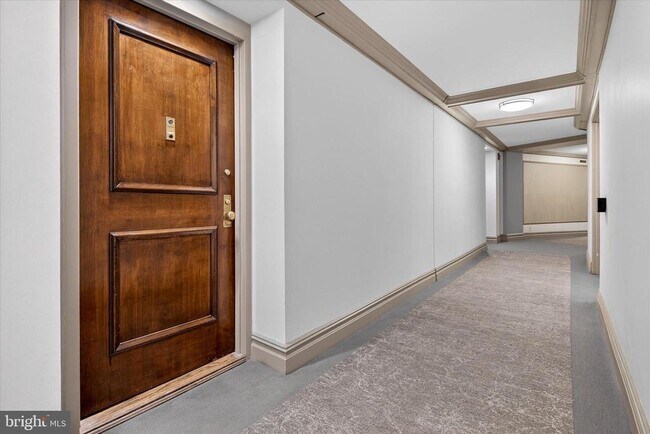 Building Photo - 5225 Pooks Hill Rd