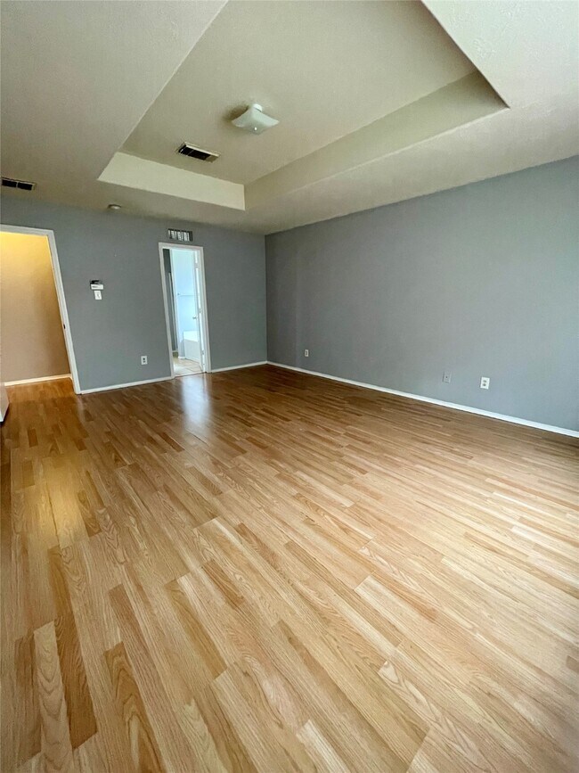 Building Photo - 16822 Perryton Ln