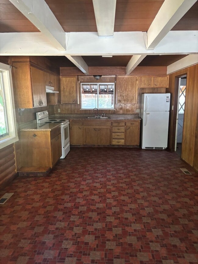 Building Photo - 2 bedroom house in Kings Beach