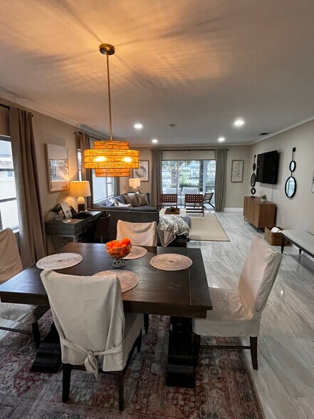 Building Photo - 270 Skiff Point