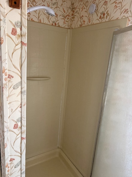 Building Photo - 122 Private Rd 4768