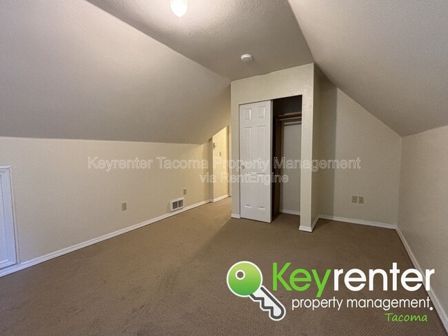 Building Photo - 1051 Paiute Trl