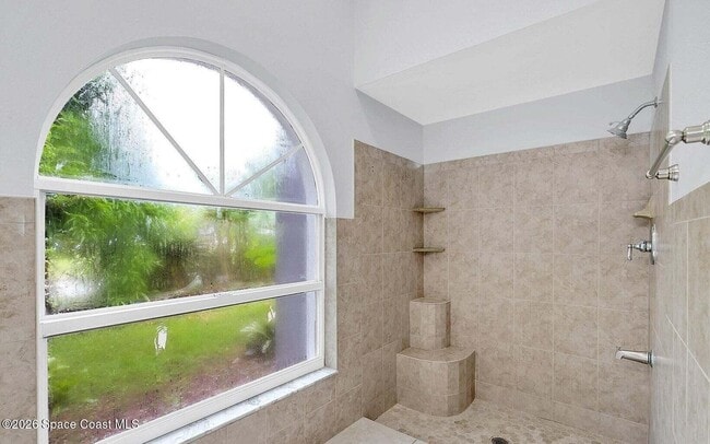 Building Photo - 614 Elmont St NW