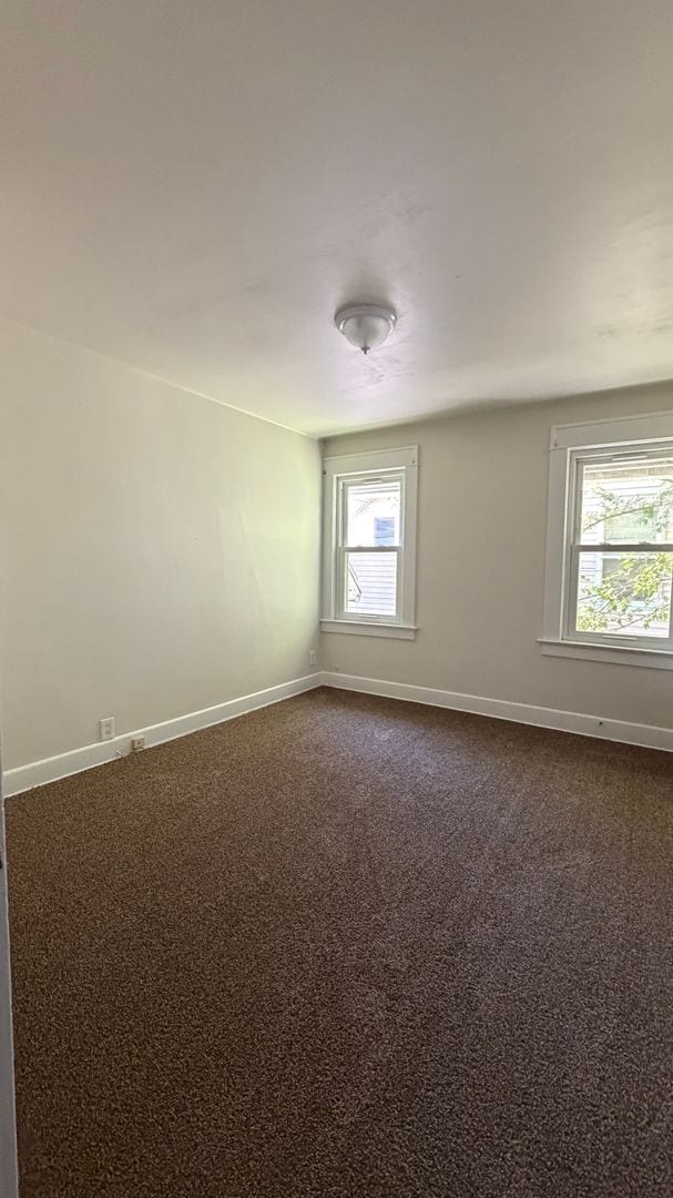 Building Photo - ***NEW ON THE MARKET....3 bed house Pets Welcome!!***