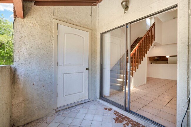 Building Photo - Stylish Two-Story Condo in the Heart of th...