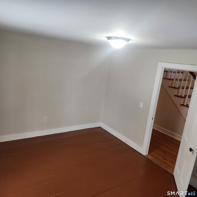 Building Photo - 88 Baker Ln