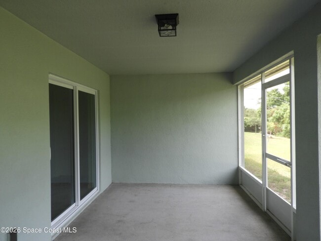 Building Photo - 1530 Paley Cir SE