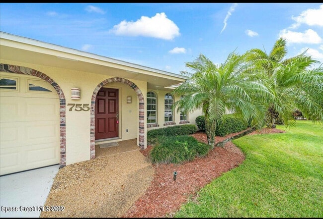 Building Photo - 755 Verbenia Dr