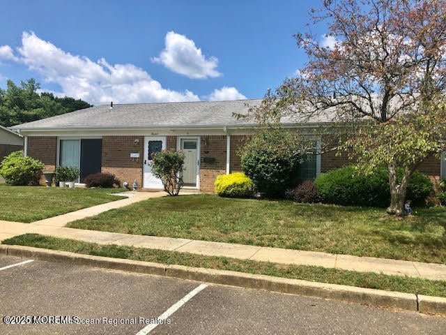 Primary Photo - 11 River Ln