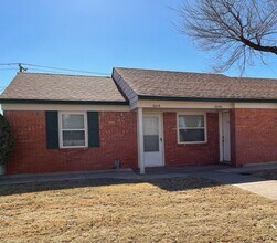 Building Photo - Rental