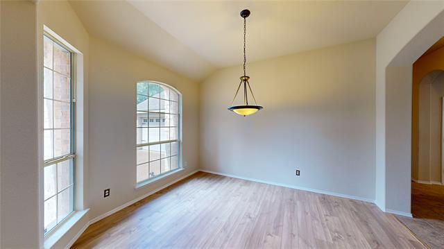 Building Photo - 608 Vanilla Ct