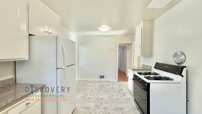 Building Photo - El Cerrito Contemporary Mid-Century 3 Bedr...