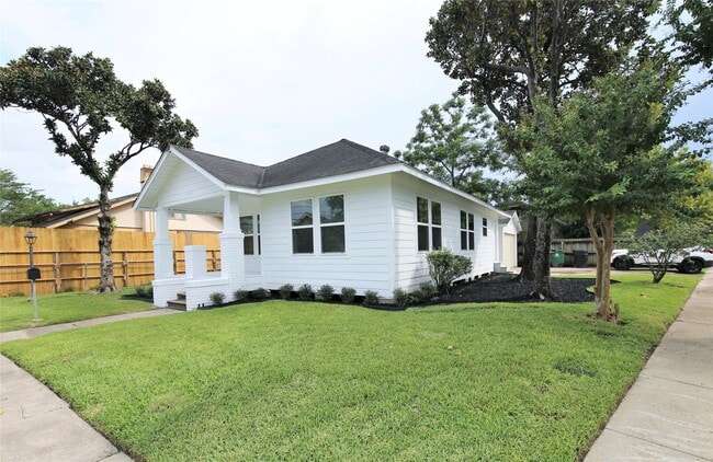 Building Photo - 5402 Texas St