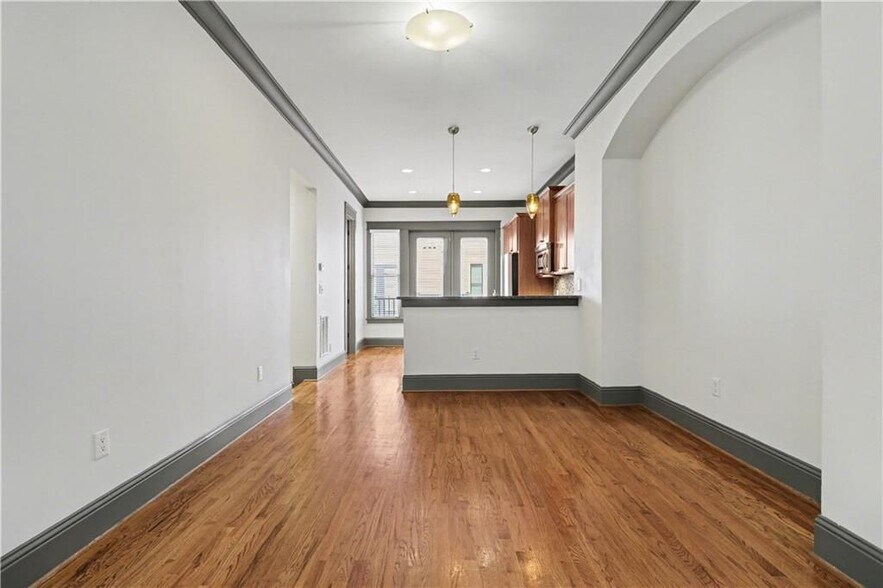 Building Photo - 4657 Magnolia Commons