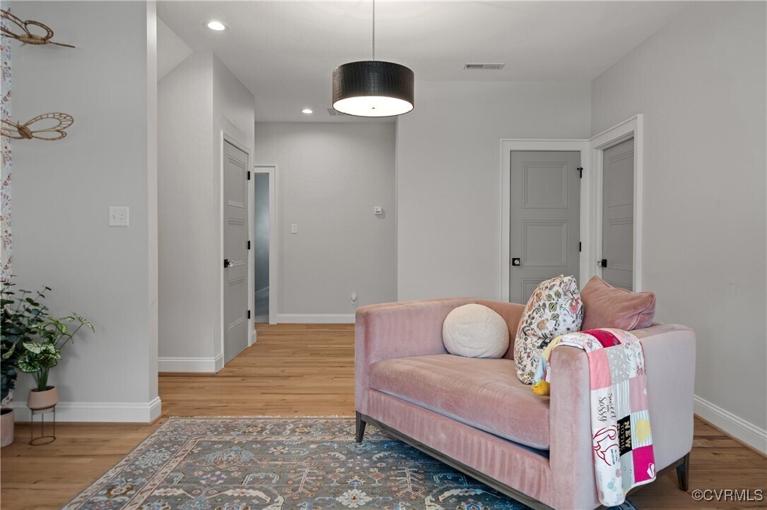 Building Photo - 3618 Graythorne Dr