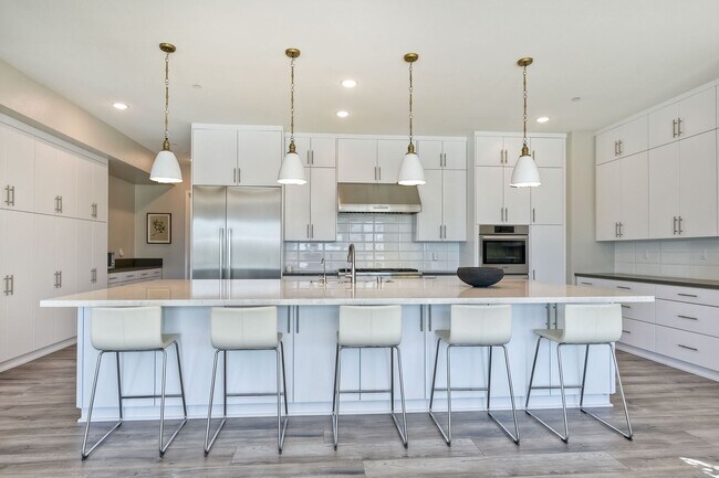 Building Photo - 13710 Goldenpine Trl