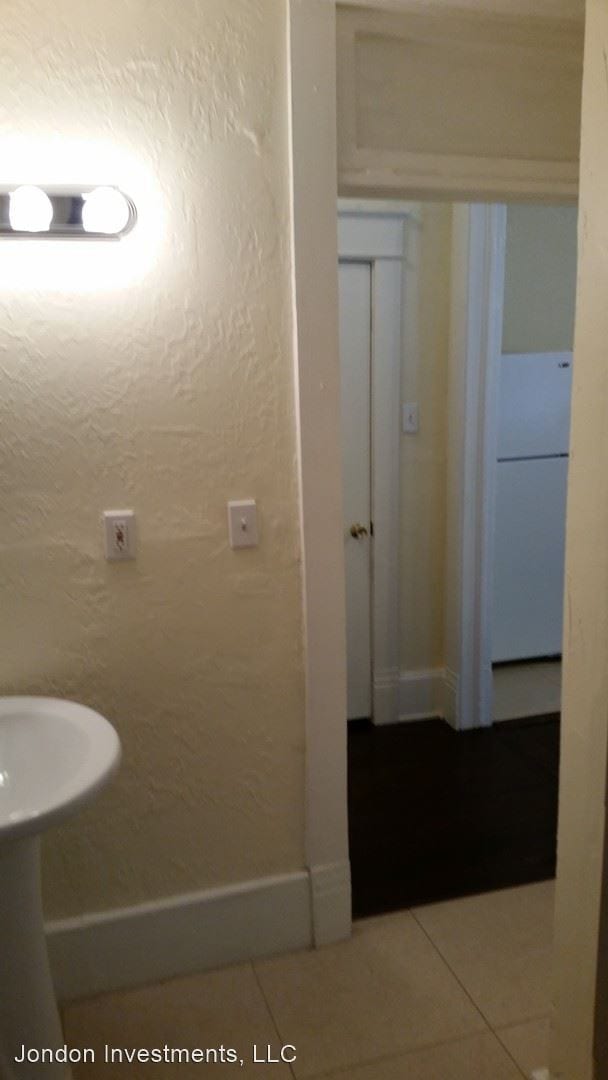 Building Photo - 347 S 300 E