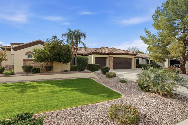 Building Photo - 6570 S Bogle Ave