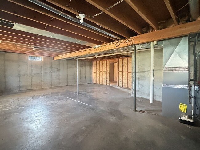 Building Photo - 6525 Winans St