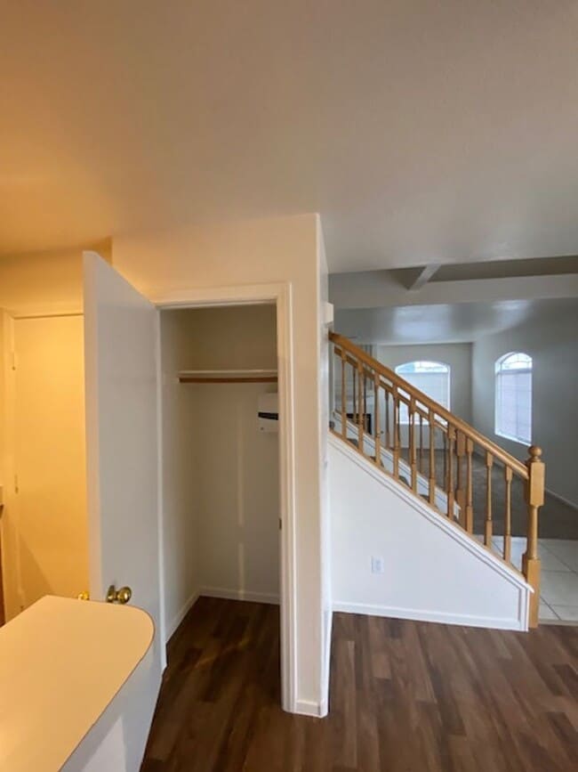 Building Photo - Cozy 3 Bedroom Summerlin Townhome for Rent!