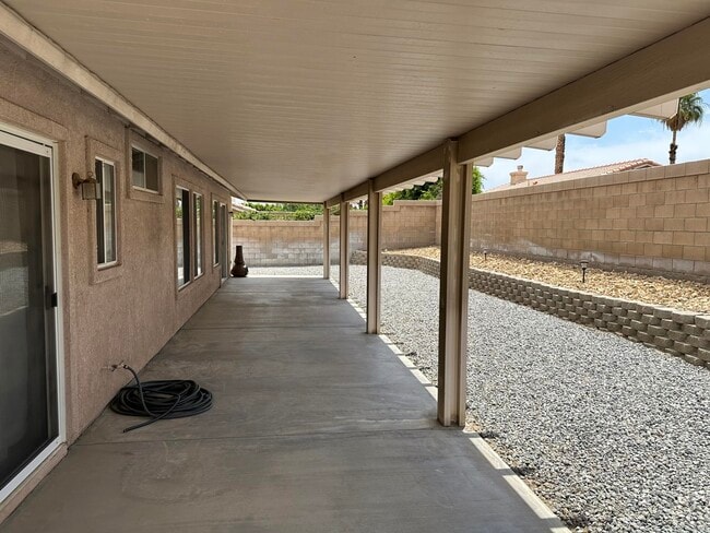 Building Photo - 79045 Victoria Dr