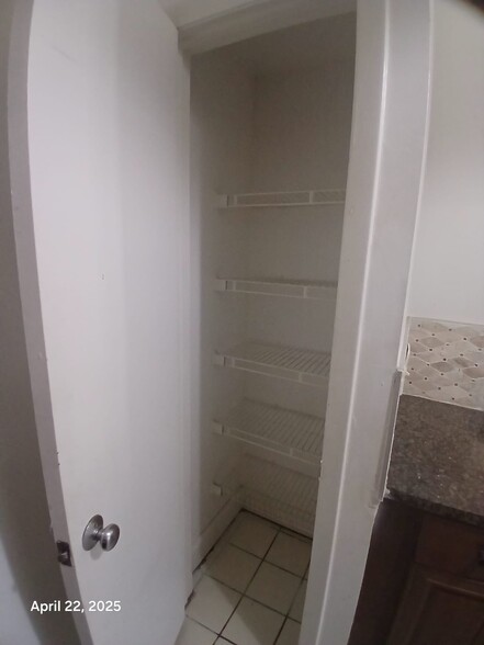 Building Photo - 2850 N Oakland Forest Dr