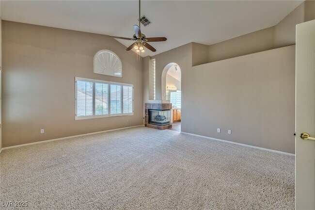 Building Photo - 2075 Jupiter Hills Ln