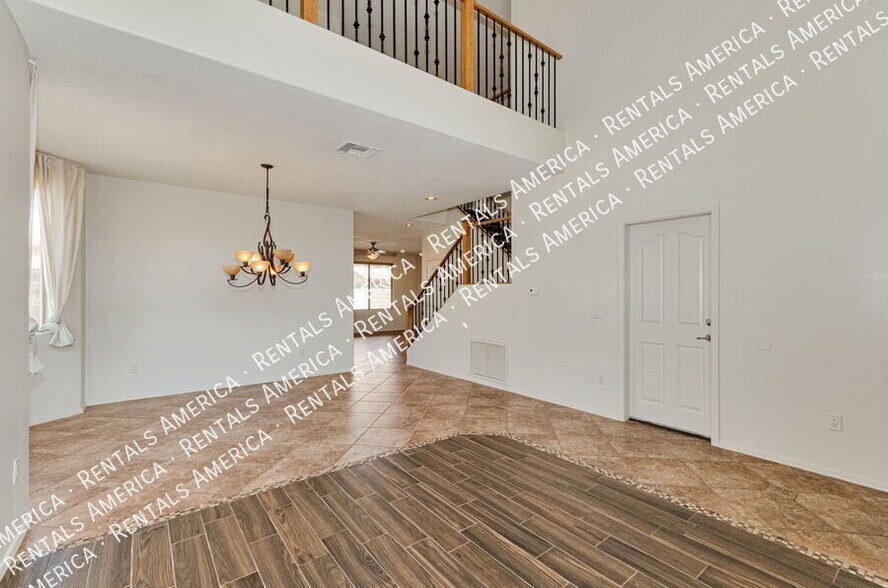Building Photo - 89 E Brearley Dr