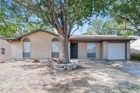 Building Photo - 508 Sweetbriar Dr