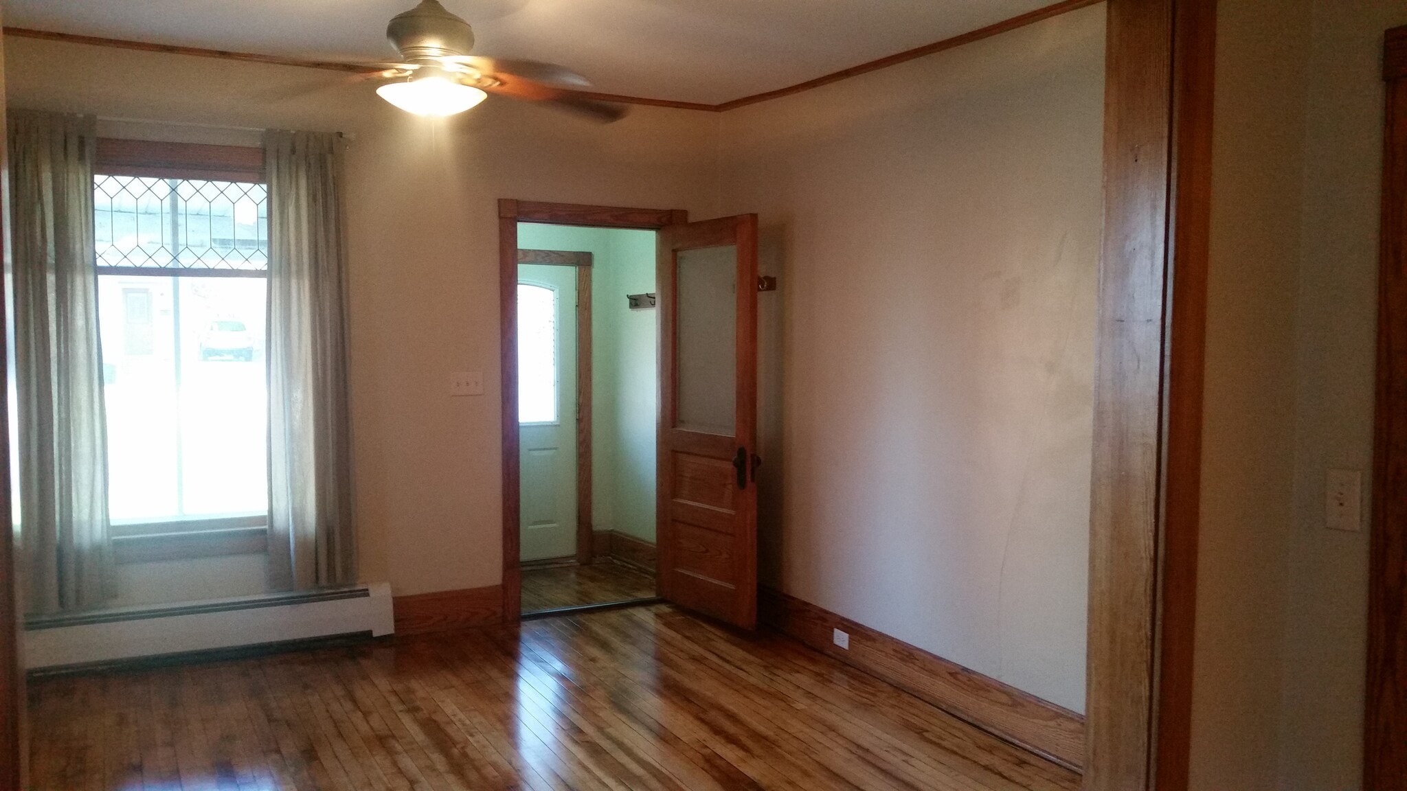 Living - 122 West Arch Street