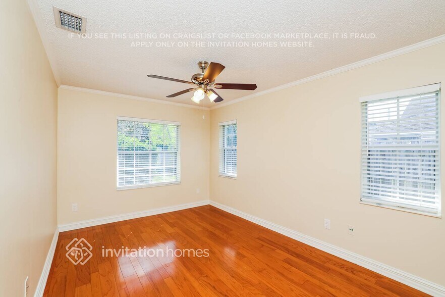 Building Photo - 12912 Buckland St