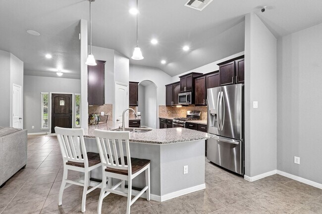 Building Photo - 21396 Timber Lodge Ln