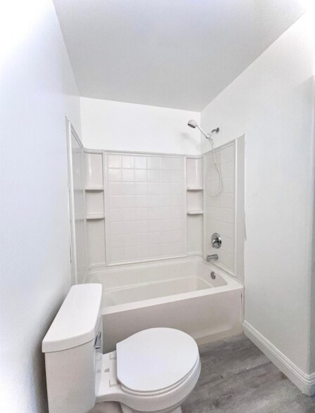 Building Photo - 7111 Santana Sun Dr