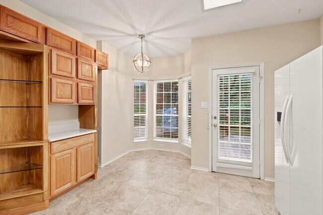 Building Photo - 2118 Chittim Pass Dr