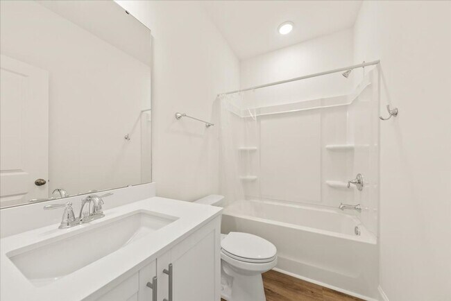 Building Photo - BRAND NEW TOWNHOUSE!!