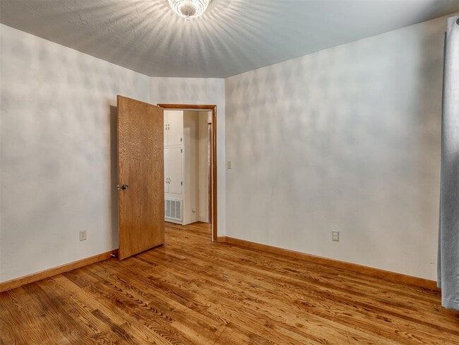 Building Photo - 4701 N Peniel Ave