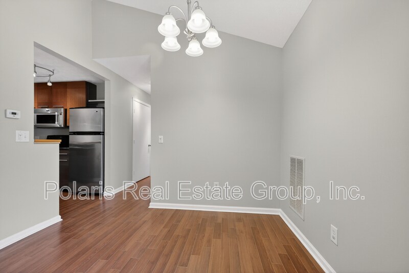 Building Photo - 1737 E 56th St