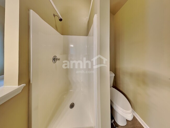 Building Photo - 1835 Oreilly Cir