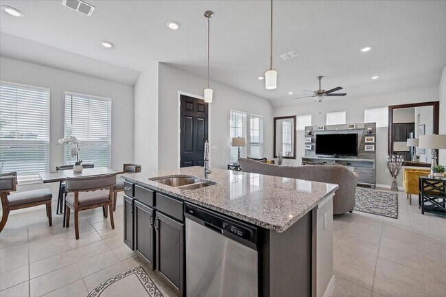 Building Photo - 125 Harborside Dr