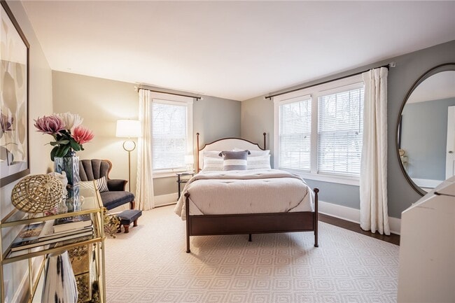 Building Photo - 230 San Gabriel Dr