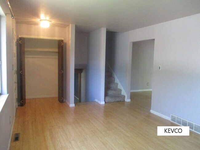 Building Photo - Tri-Level Home by Foothills Mall