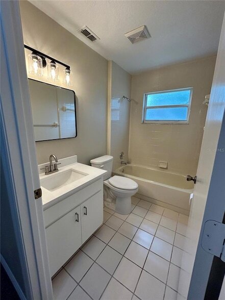 Building Photo - 64 Bougainvillea Dr