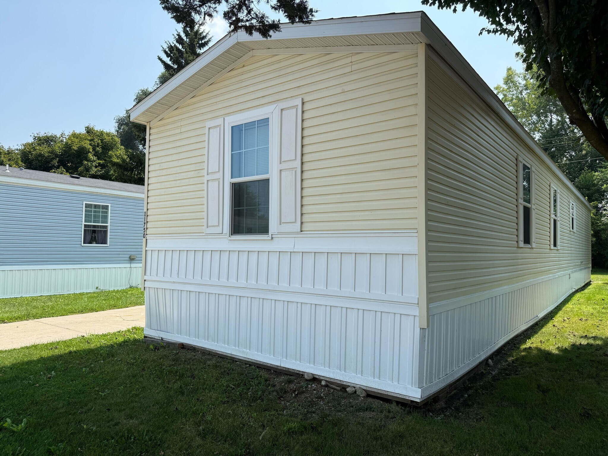 Building Photo - 11750 Cascade Cir