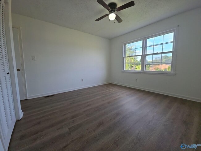 Building Photo - 2200 Britain Ave SW