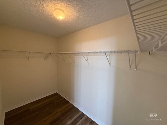 Building Photo - 104 Kemper Ln