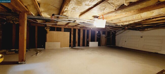 Building Photo - 1102 Brooks Range Landing