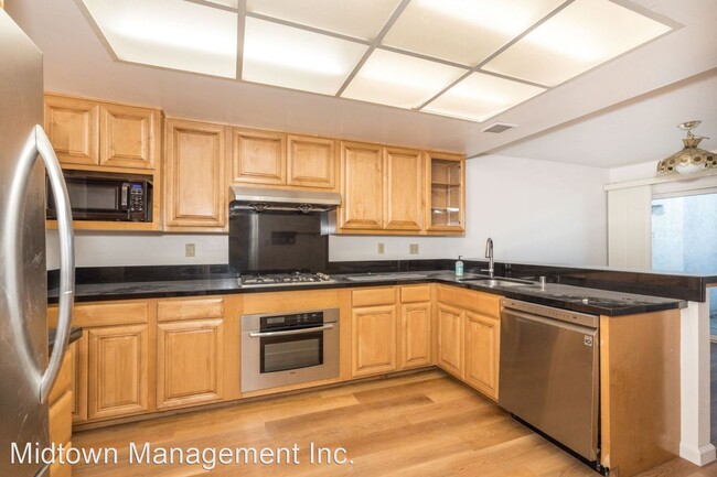 Building Photo - 4 br, 2.5 bath House - 2506 Hastings Dr