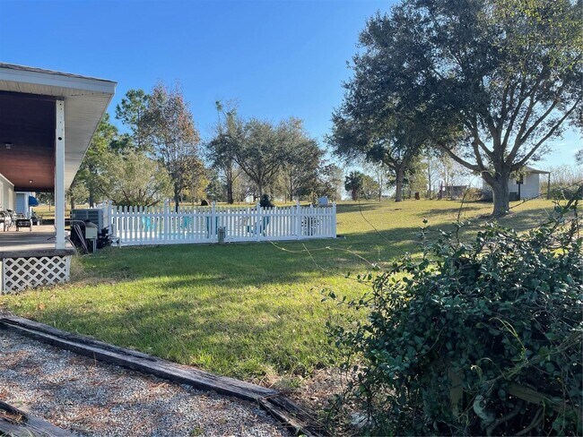 Building Photo - 20607 Sugarloaf Mountain Rd