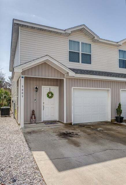 Building Photo - 9009 Banyan Beach Dr